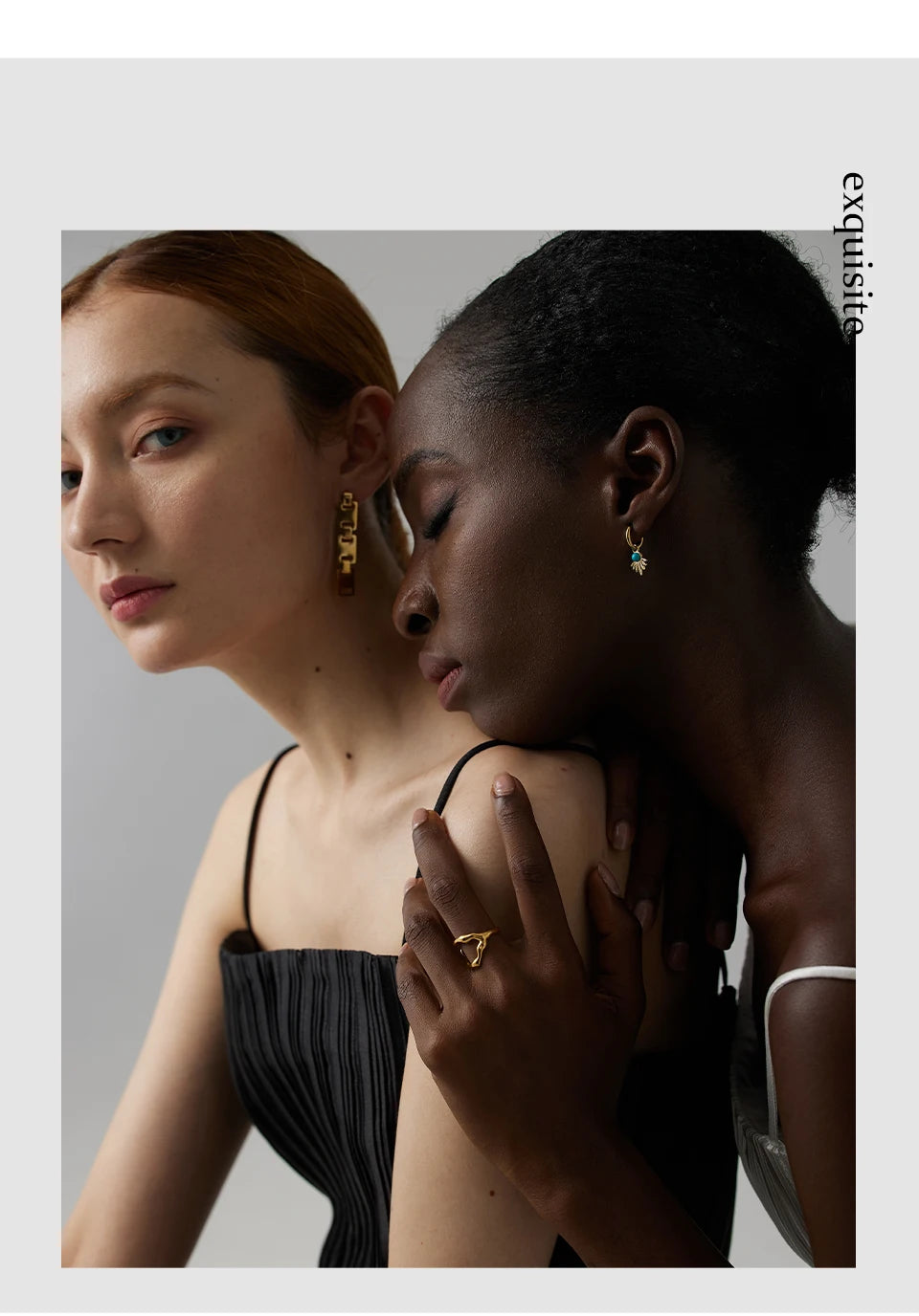 Metallic Bold Sculpture-Like Ring