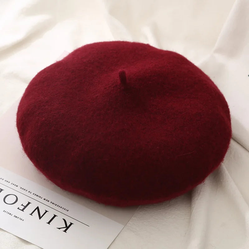 Elegant Women’s Wool Beret - French Artist-Style Winter Beanie Hat