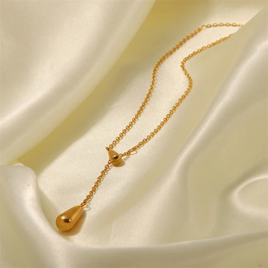 Vintage Elegance Water Droplet Tassel Necklace