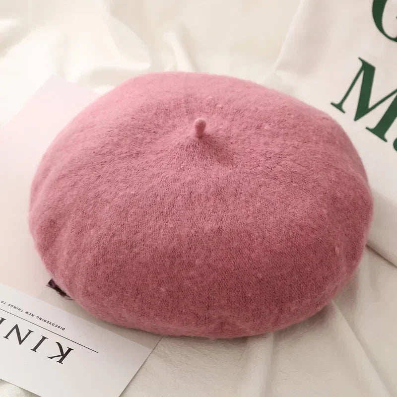 Elegant Women’s Wool Beret - French Artist-Style Winter Beanie Hat