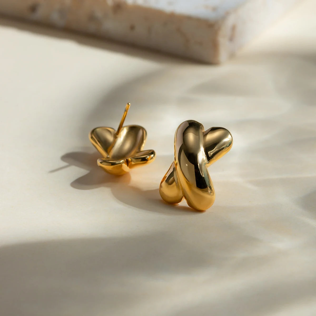 Classical Vintage Golden X-Shaped Stud Earrings
