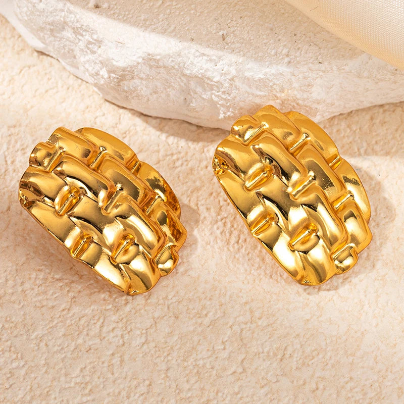 Geometric Pleated Stud Earring Set