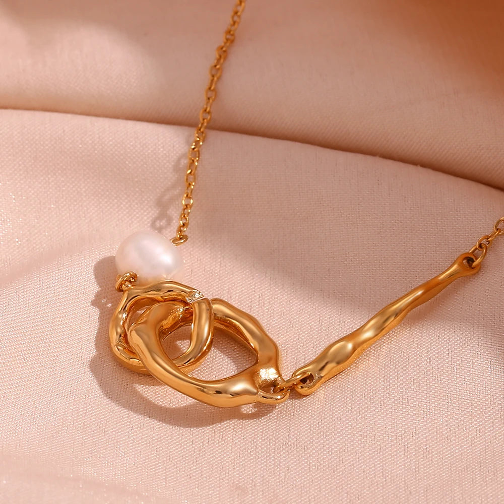 Luminous Elegance: Freshwater Pearl Liquid Loop Necklace