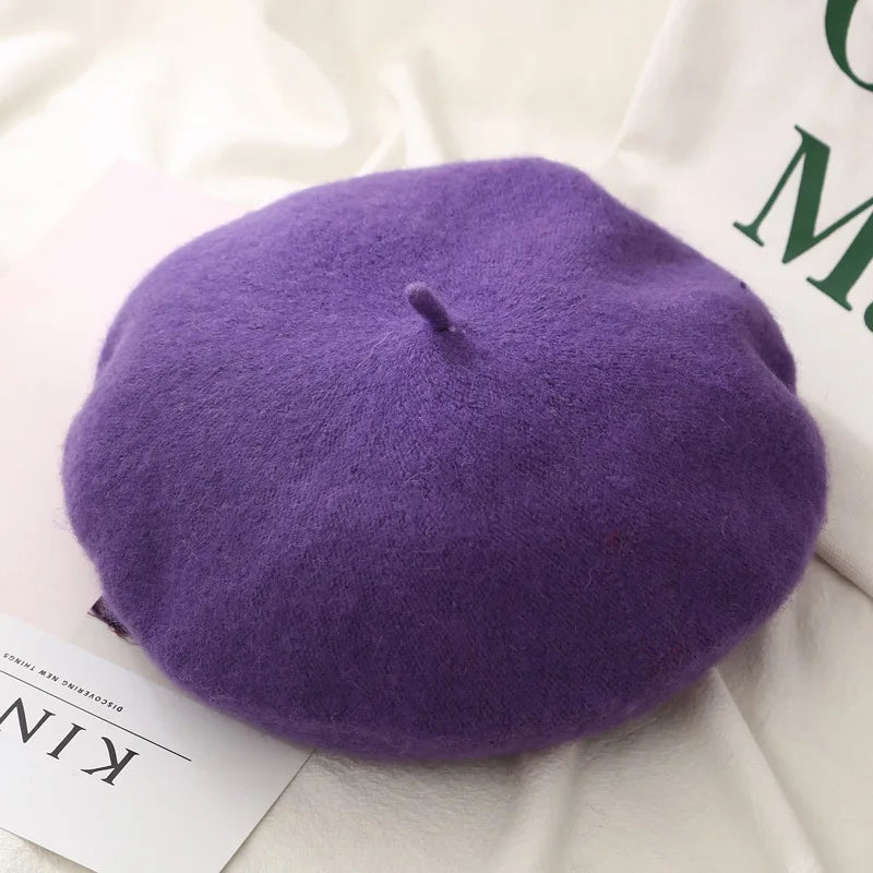Elegant Women’s Wool Beret - French Artist-Style Winter Beanie Hat