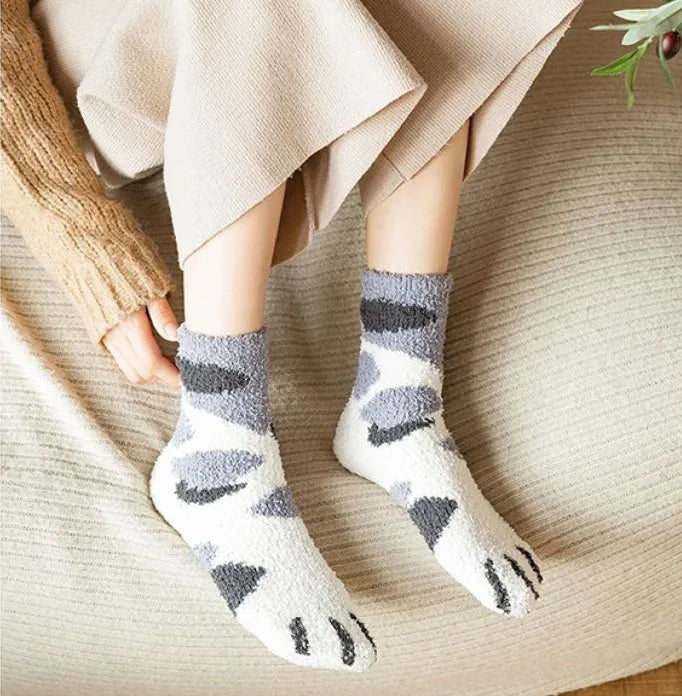 Cozy Cat Claw Coral Velvet Socks for Autumn & Winter