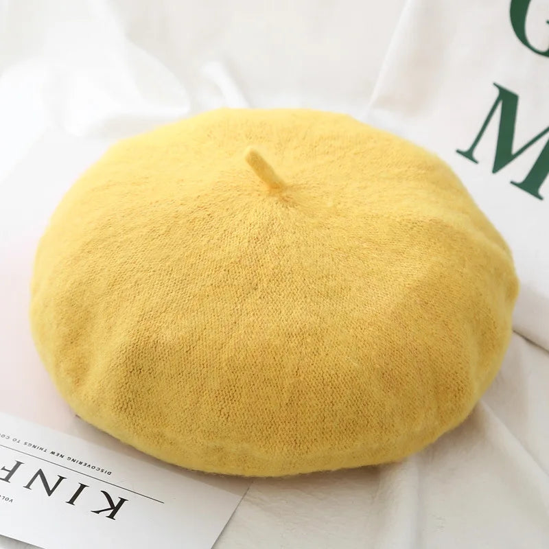 Elegant Women’s Wool Beret - French Artist-Style Winter Beanie Hat