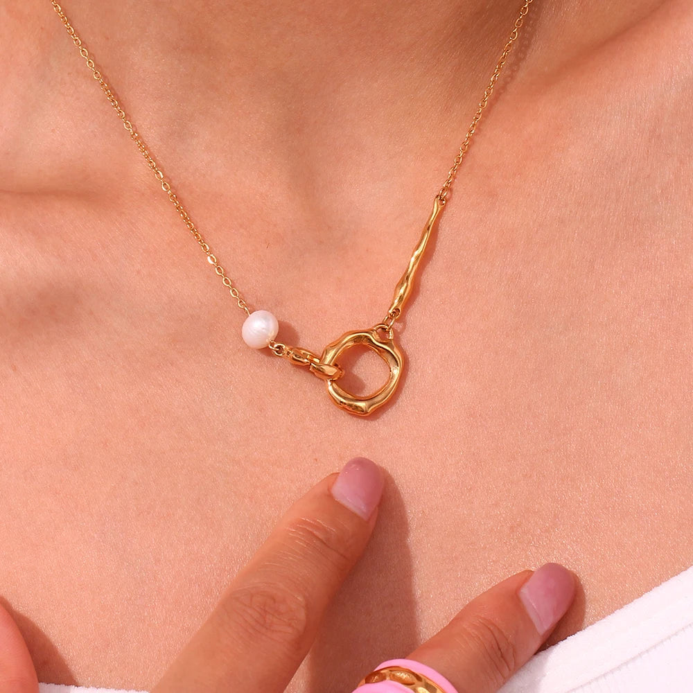 Luminous Elegance: Freshwater Pearl Liquid Loop Necklace