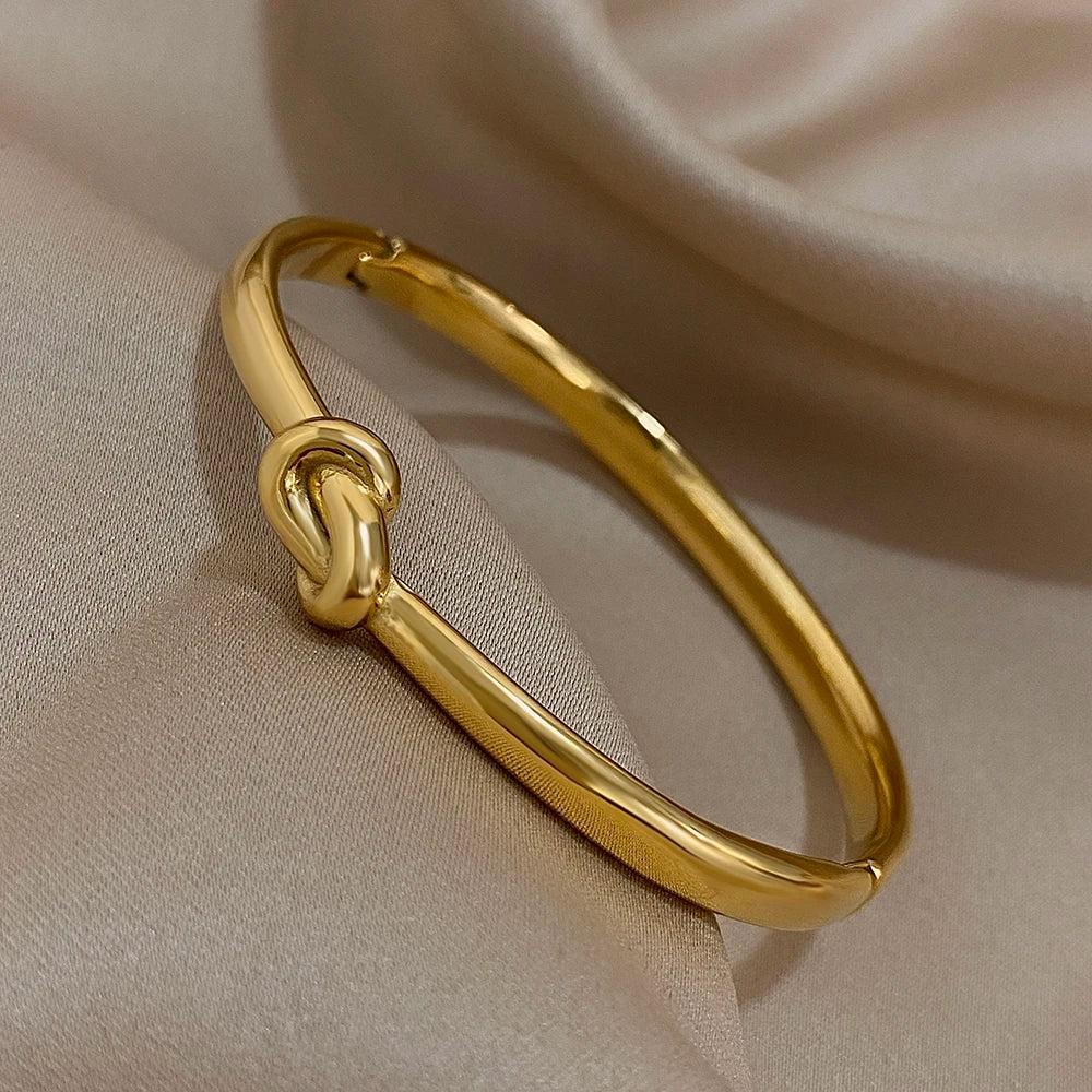 Elysian Knot Cuff Bracelet in Gold