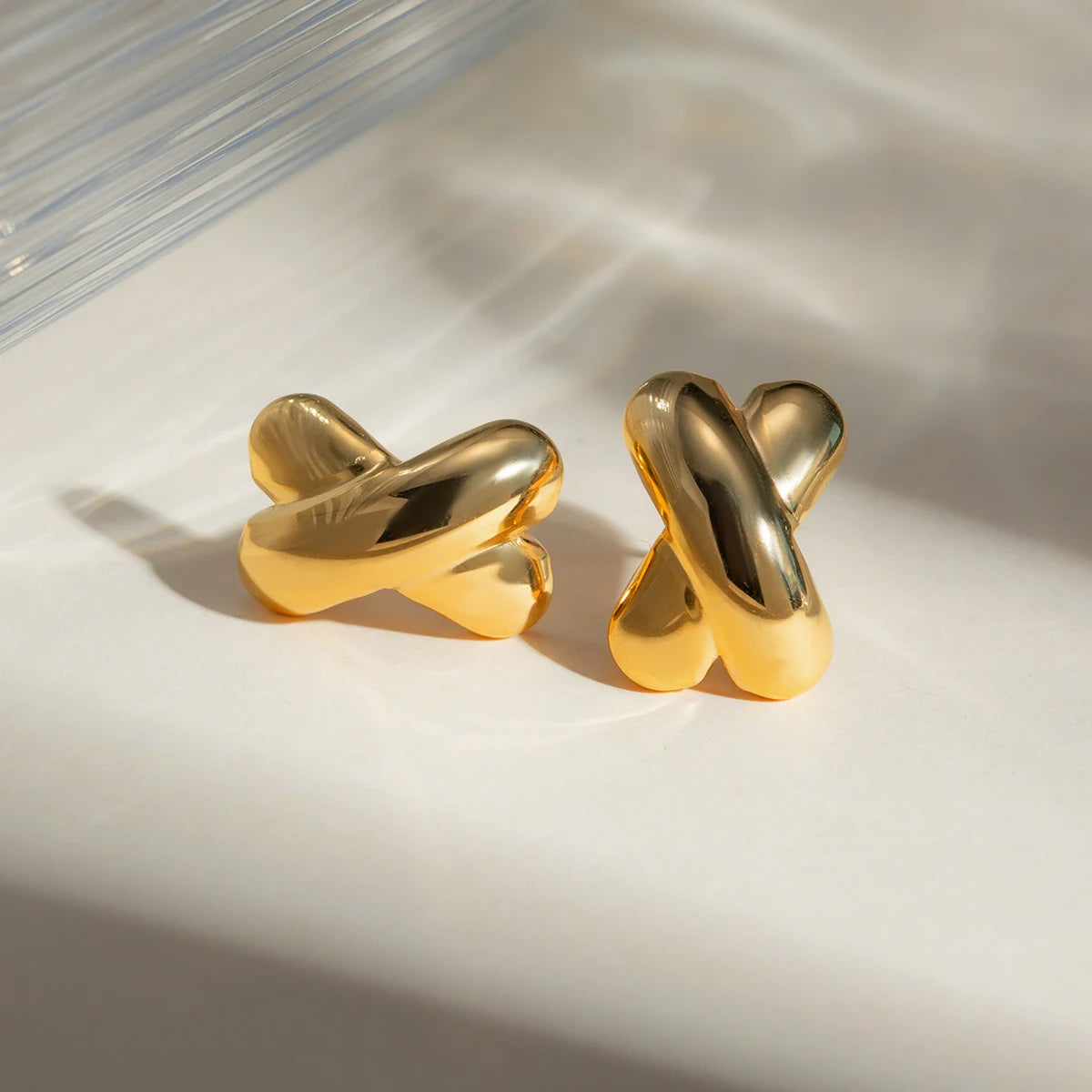 Classical Vintage Golden X-Shaped Stud Earrings
