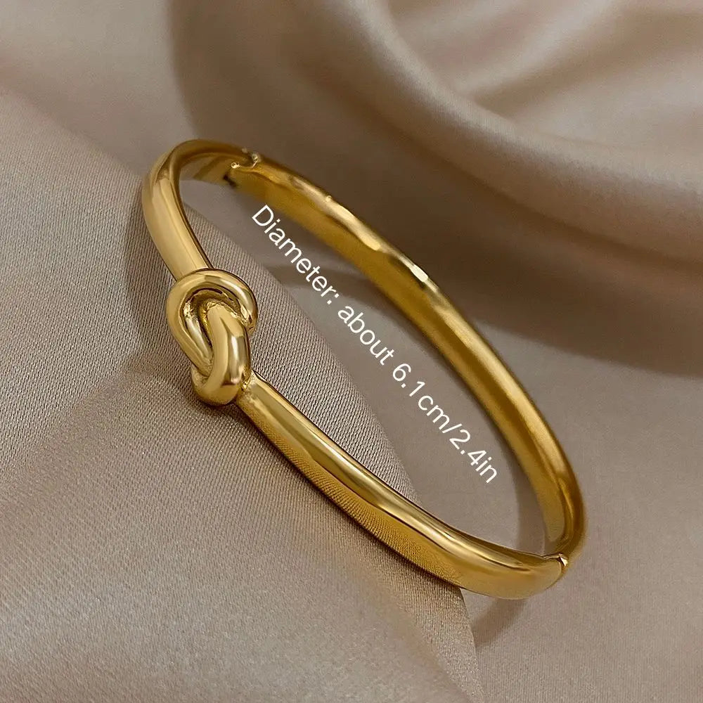 Elysian Knot Cuff Bracelet in Gold