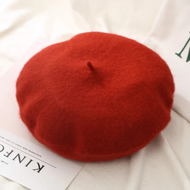 Elegant Women’s Wool Beret - French Artist-Style Winter Beanie Hat