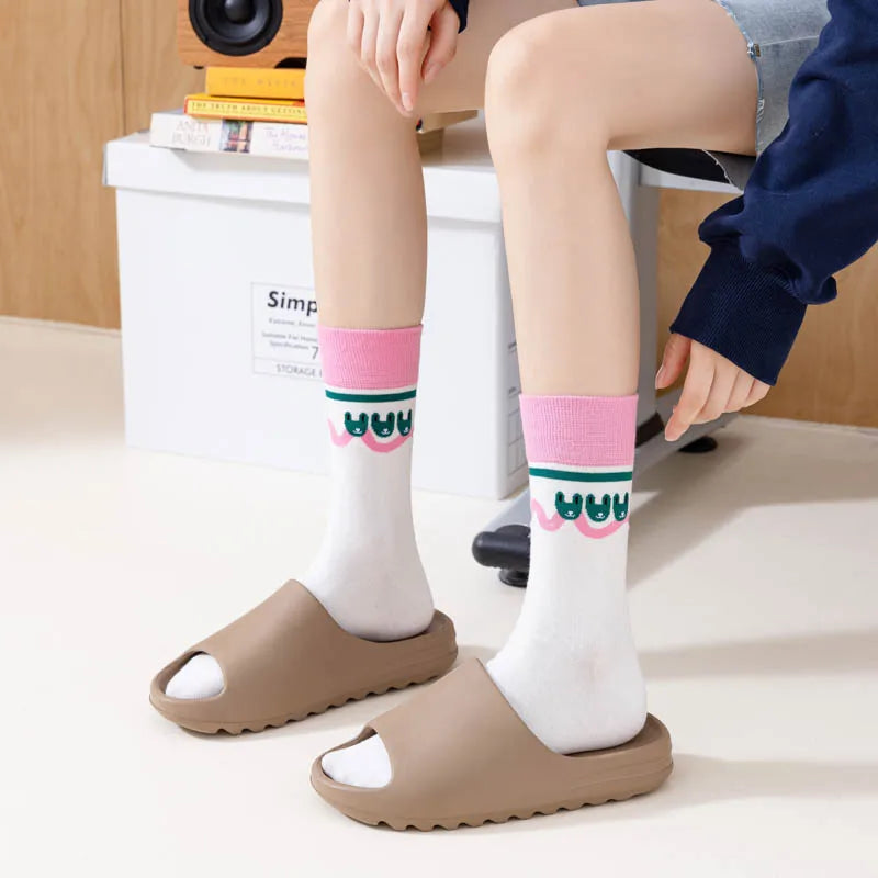 Cheerful Cartoon Bunny Mid-Cube Socks