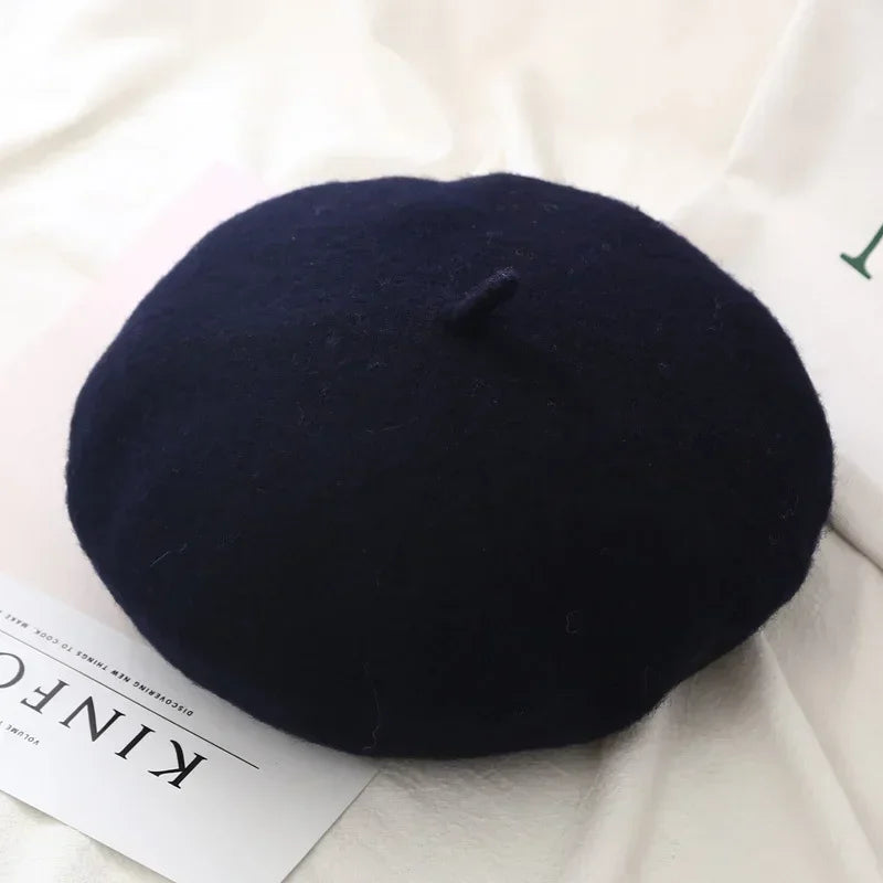 Elegant Women’s Wool Beret - French Artist-Style Winter Beanie Hat