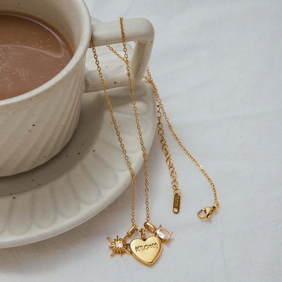 Eternally Loved Mum Necklace – Zirconia Heart & Star Pendant