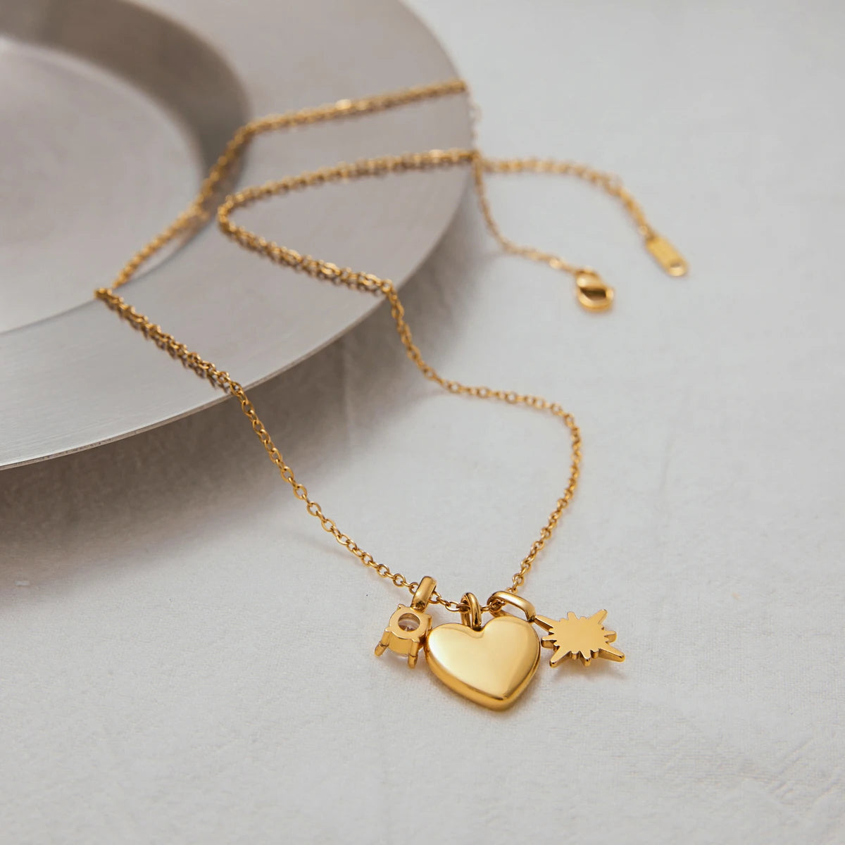 Eternally Loved Mum Necklace – Zirconia Heart & Star Pendant